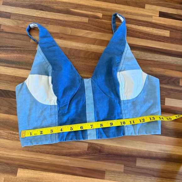 BCBGeneration Crop Top - Picture 4 of 8